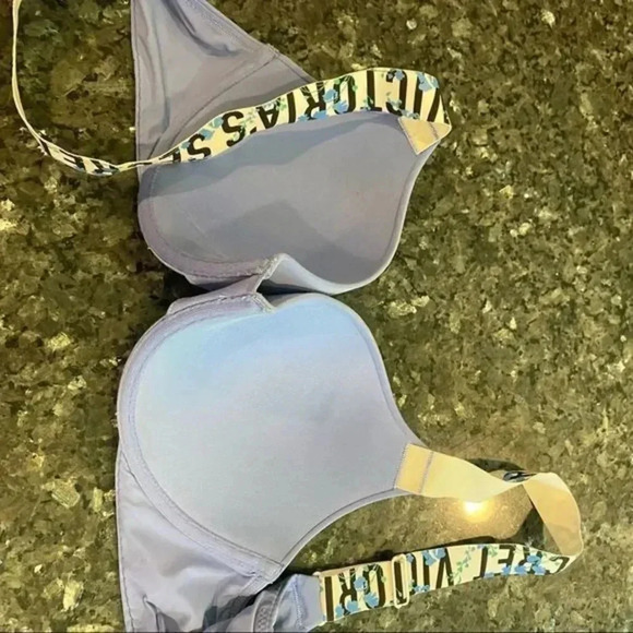 Victoria’s Secret women bras - Picture 2 of 10